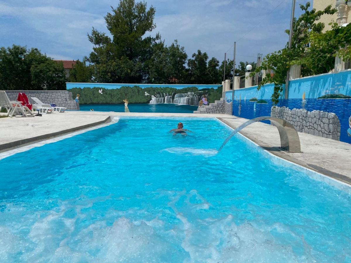 Apartmani Ivan V Relax Водице Екстериор снимка
