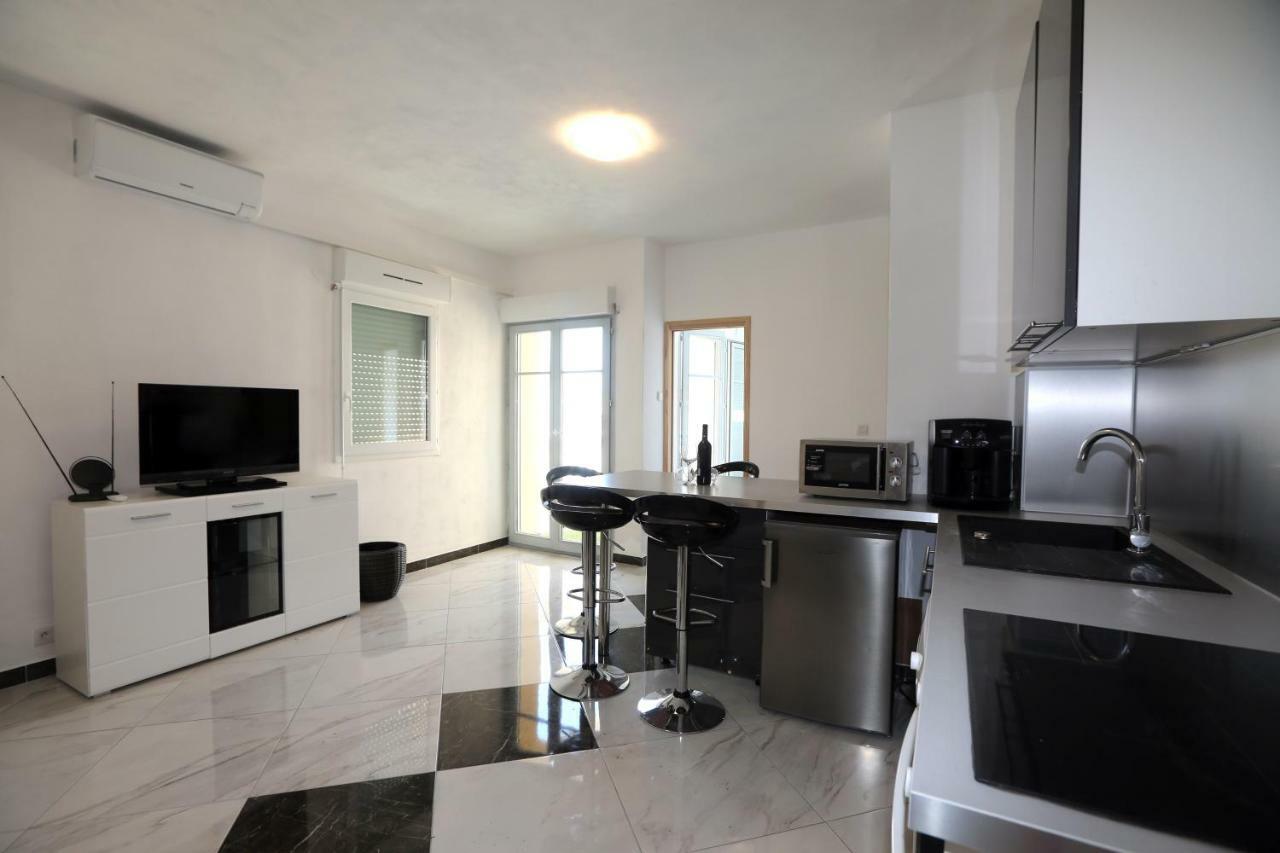 Apartmani Ivan V Relax Водице Екстериор снимка