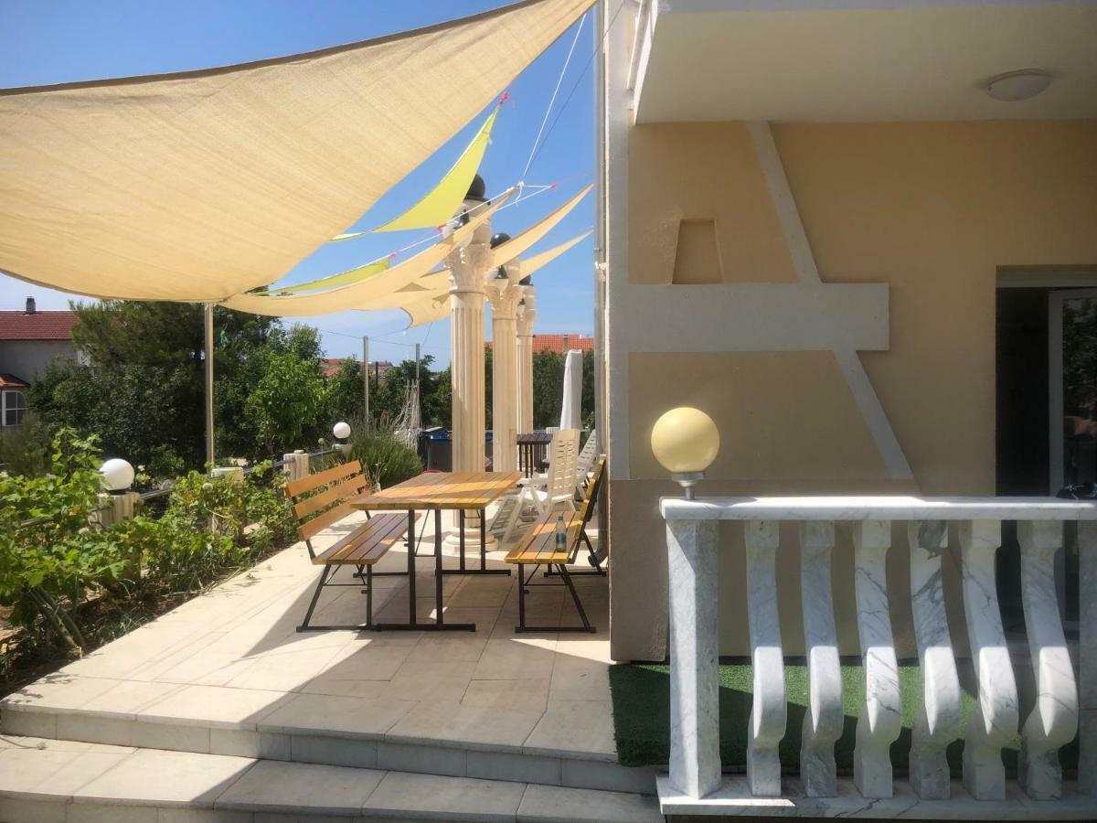 Apartmani Ivan V Relax Водице Екстериор снимка